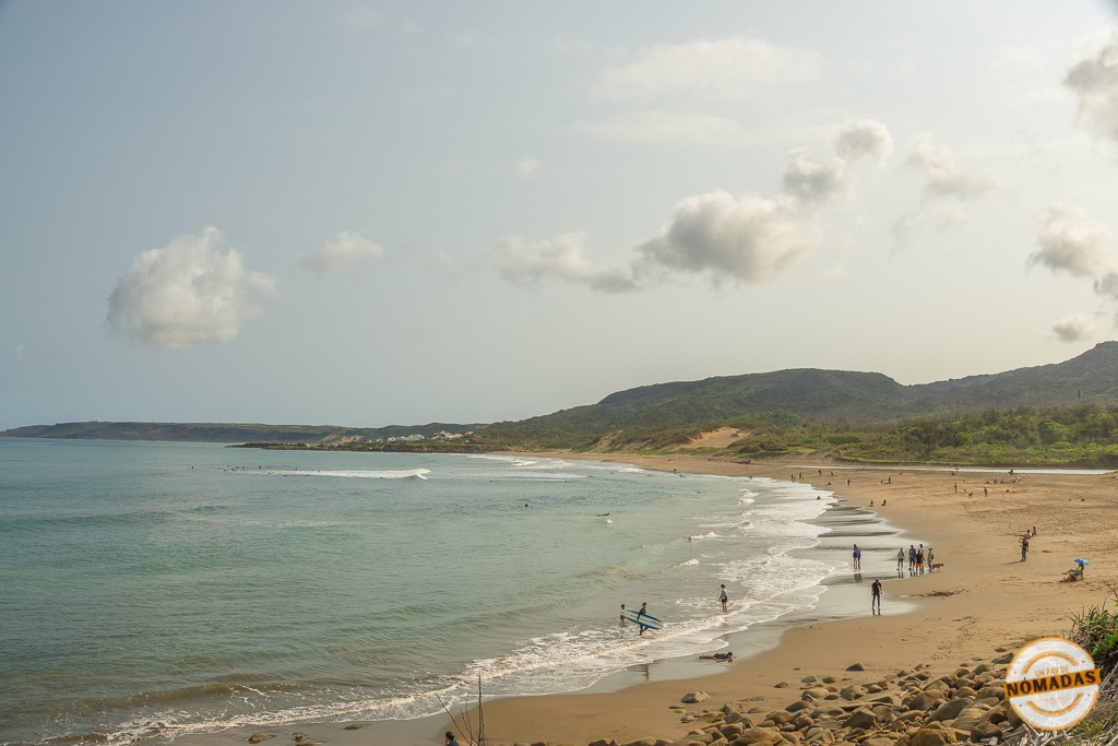 Playa al atardecer en qué ver en Kenting en 3 días, ideal para la conclusión de un viaje por el sur de Taiwán