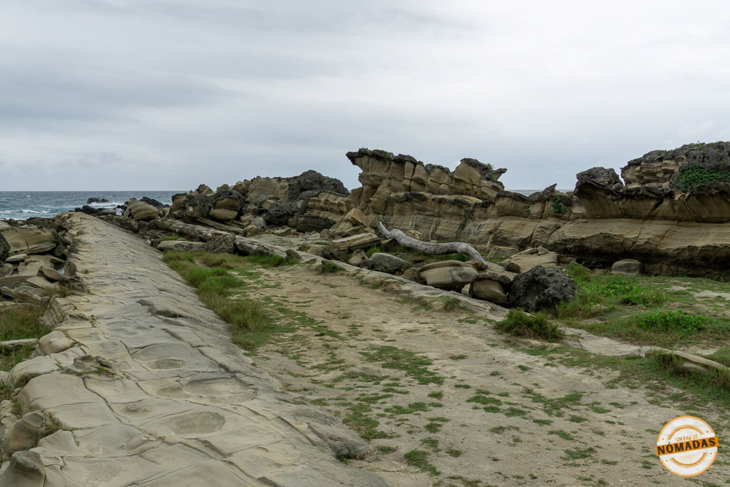 Formaciones rocosas en el área geológica de Xiaoyeliu en la costa de Taitung