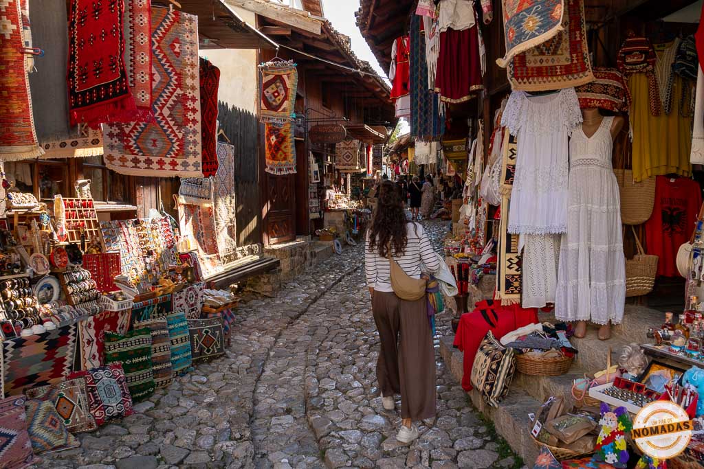 El antiguo bazar otomano, un lugar imprescindible que ver en Kruje.